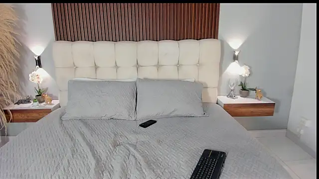 Snapshot of sofi_potter_ chatting on 02.04.26 sofi potter online show from 02.04.26