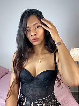 Alliz Collette online show from 05.14.26
