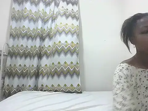 Snapshot of sexy__candyy chatting on 06.10.26 sexy candyy online show from 06.10.26