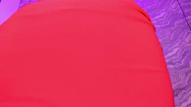 EmmaSwift  online show from 01.05.25