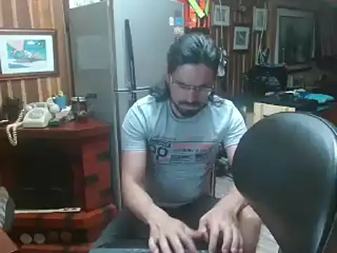 Snapshot of Dr_Pocholate84 chatting on 01.21.25 Dr Pocholate84 online show from 01.21.25