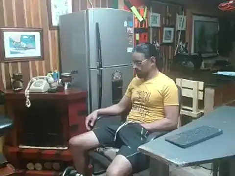 Snapshot of Dr_Pocholate84 chatting on 01.28.25 Dr Pocholate84 online show from 01.28.25