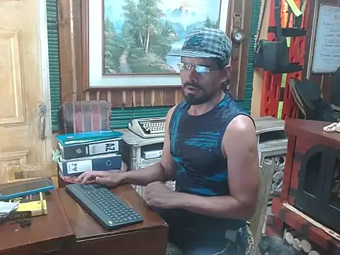 Snapshot of Dr_Pocholate84 chatting on 02.11.26 Dr Pocholate84 online show from 02.11.26