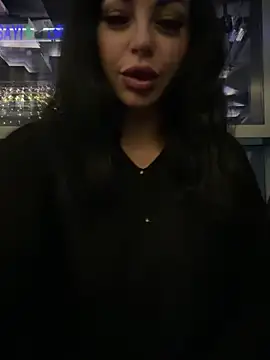 Snapshot of Chloe_Ricci chatting on 12.12.24 Chloe Ricci online show from 12.12.24