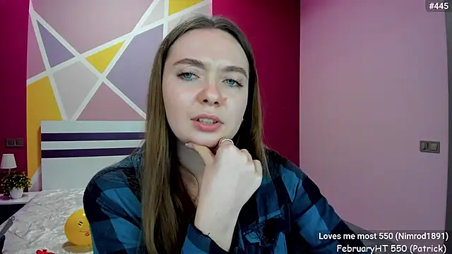 Snapshot of LizaGost chatting on 02.01.25 LizaGost online show from 02.01.25