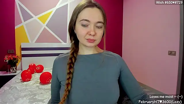 Snapshot of LizaGost chatting on 02.26.25 LizaGost online show from 02.26.25