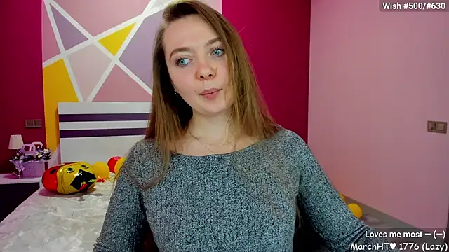 Snapshot of LizaGost chatting on 03.13.25 LizaGost online show from 03.13.25