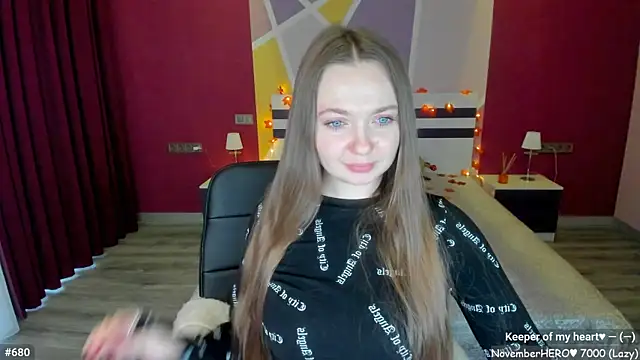 Snapshot of LizaGost chatting on 11.19.25 LizaGost online show from 11.19.25