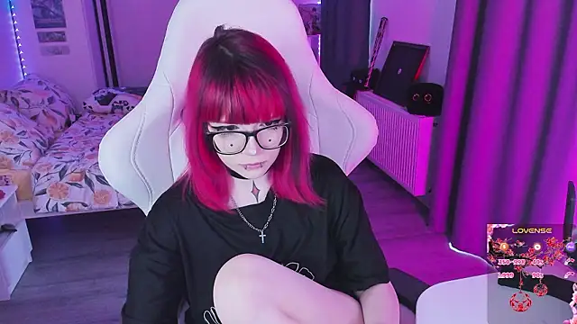 Snapshot of Yumi_Youkai chatting on 03.19.26 Yumi Youkai online show from 03.19.26