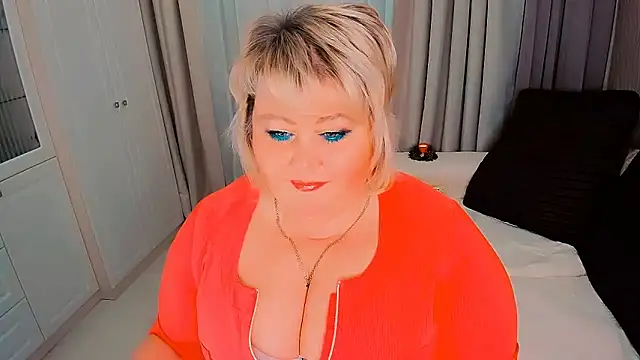 BIGTITSBBW online show from 01.01.25