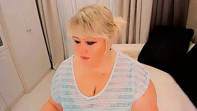 BIGTITSBBW online show from 11.24.25
