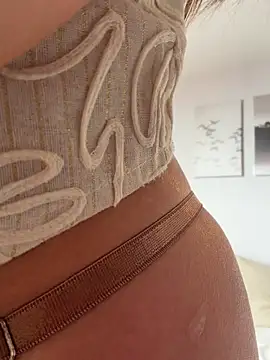 Snapshot of AnnaCastillo_ chatting on 06.26.26 AnnaCastillo online show from 06.26.26