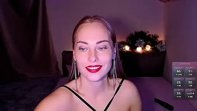 Snapshot of AdeleLady chatting on 12.28.24 AdeleLady online show from 12.28.24