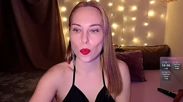 Snapshot of AdeleLady chatting on 01.23.25 AdeleLady online show from 01.23.25
