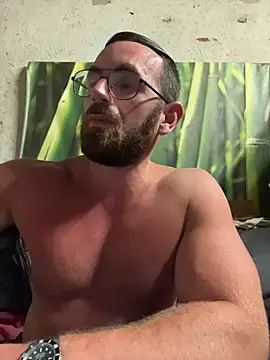 Snapshot of sexyeyeblue chatting on 06.17.26 sexyeyeblue online show from 06.17.26