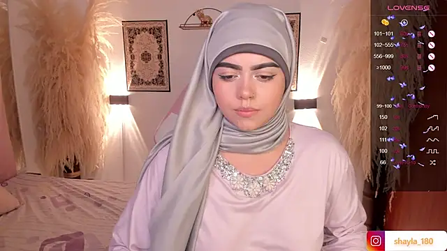 shayla 18 online show from 12.04.24