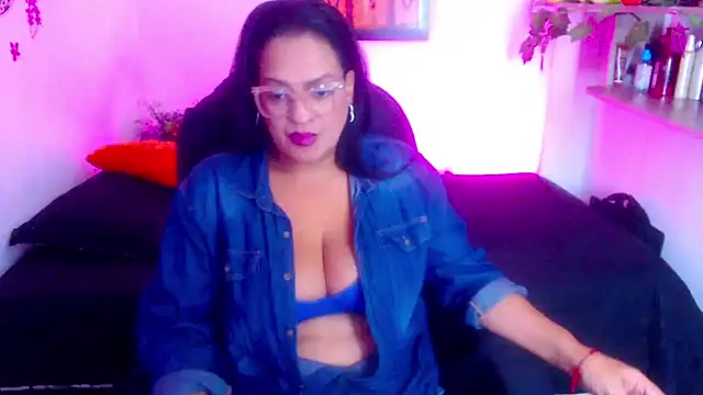 Snapshot of menfismuller2 chatting on 09.23.25 menfismuller2 online show from 09.23.25