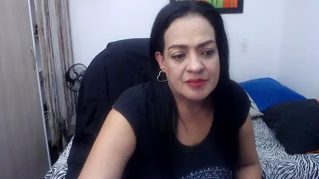 Snapshot of menfismuller2 chatting on 04.10.26 menfismuller2 online show from 04.10.26