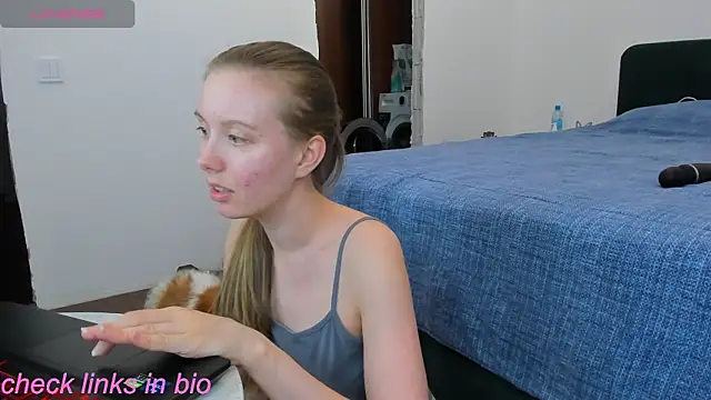 Snapshot of Peggy_Beauty chatting on 07.14.26 Peggy Beauty online show from 07.14.26