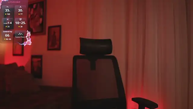 HannahW  online show from 07.31.26