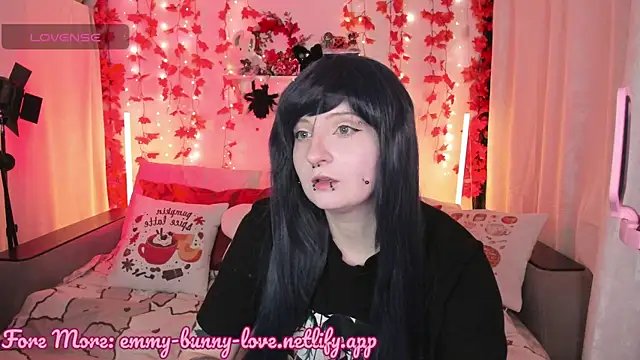 EmmyBunny online show from 09.26.25