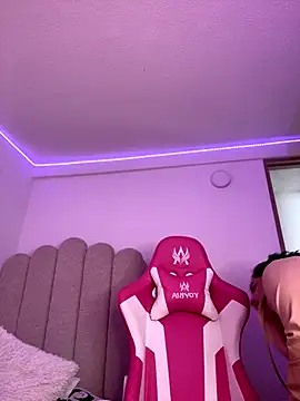 Alicia Ruiz online show from 01.08.26