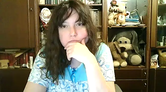 CarrieQPeach online show from 01.12.25