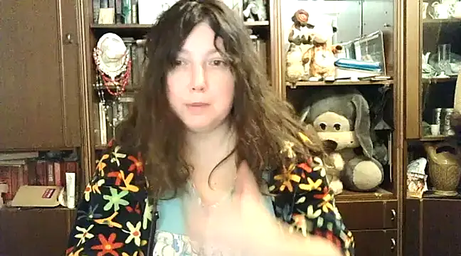 CarrieQPeach online show from 01.23.25