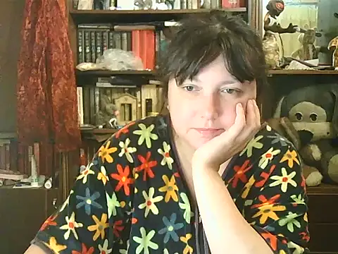 CarrieQPeach online show from 09.27.25