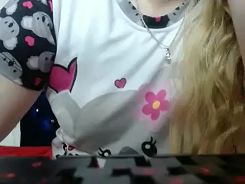 Snapshot of 69liamilk69 chatting on 12.29.24 69liamilk69 online show from 12.29.24