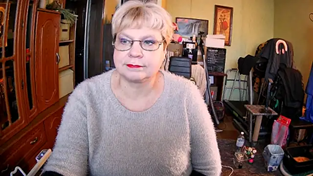 Snapshot of LOLA8888 chatting on 01.17.26 LOLA8888 online show from 01.17.26