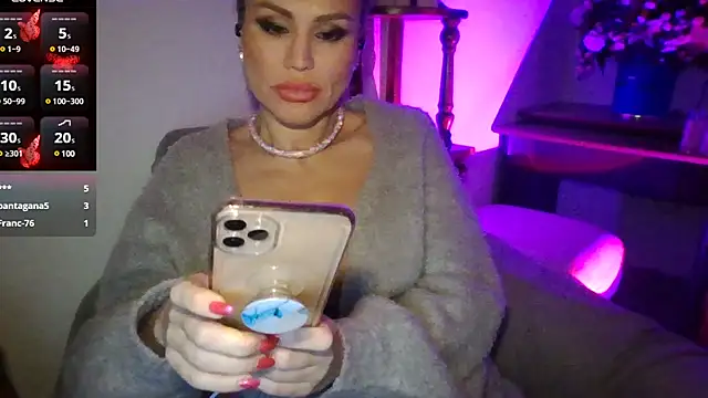 Radmila Queen  online show from 12.10.24