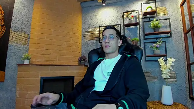 alexgiraldo  online show from 02.22.25