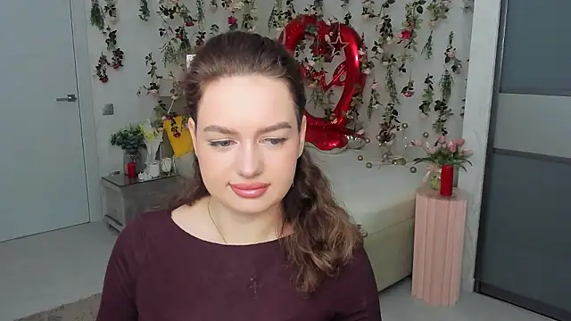 MiracleCurly online show from 02.19.26