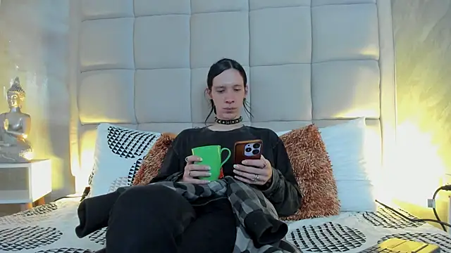 Snapshot of Hecatee_77 chatting on 02.10.26 Hecatee 77 online show from 02.10.26