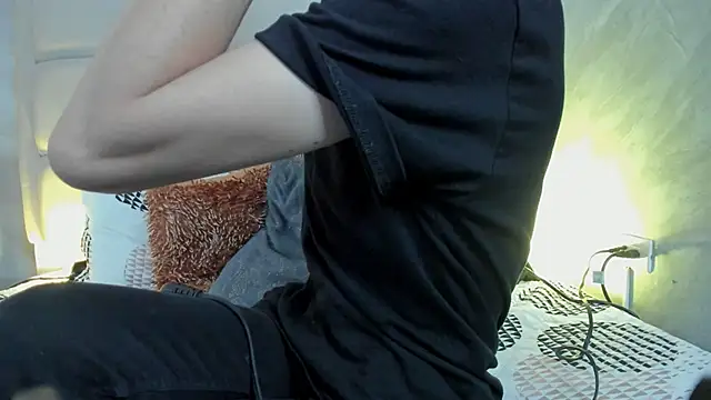 Snapshot of Hecatee_77 chatting on 02.14.26 Hecatee 77 online show from 02.14.26