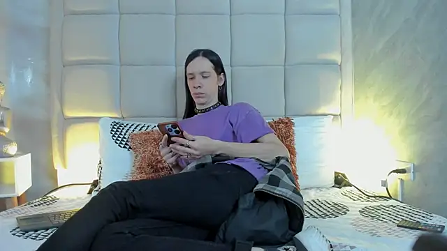 Snapshot of Hecatee_77 chatting on 02.16.26 Hecatee 77 online show from 02.16.26