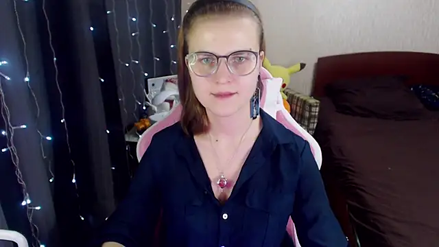 MissBrightShine online show from 01.16.25