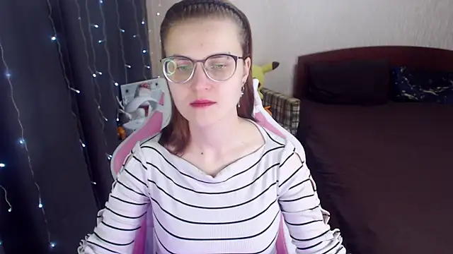 MissBrightShine online show from 02.06.25