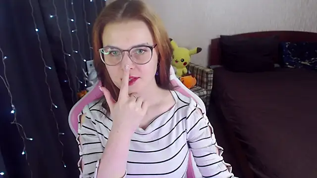 MissBrightShine online show from 02.08.25