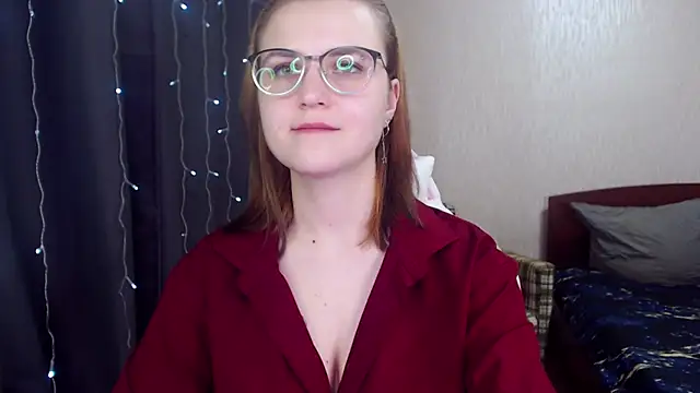 MissBrightShine online show from 02.16.25