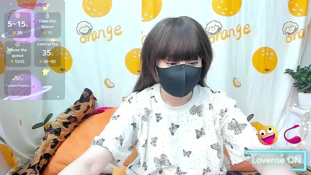 alonelove   online show from 04.23.26