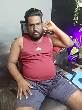 Snapshot of Rayansmith_ chatting on 11.13.25 Rayansmith online show from 11.13.25