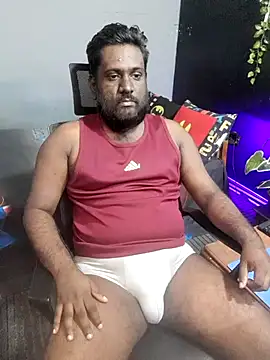 Snapshot of Rayansmith_ chatting on 11.19.25 Rayansmith online show from 11.19.25