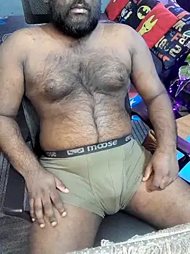 Snapshot of Rayansmith_ chatting on 12.20.25 Rayansmith online show from 12.20.25