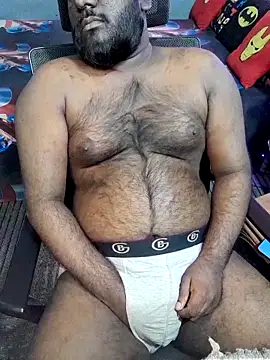 Snapshot of Rayansmith_ chatting on 12.22.25 Rayansmith online show from 12.22.25