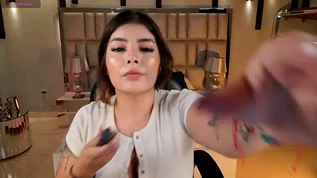 LisaMonroe  online show from 04.25.26