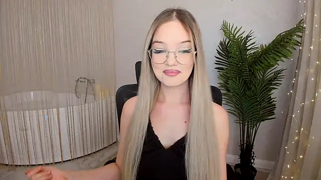 FloweryLove 1 online show from 01.14.25