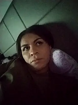 Snapshot of lucy_and_mike7 chatting on 02.14.25 lucy and mike7 online show from 02.14.25