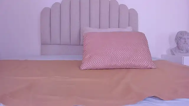 sarita duque online show from 10.30.25